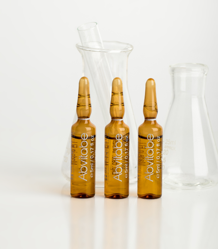 Ampoule Abvitabe voor professionele huidverzorging met antioxidanten en vitaminen.